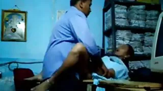 ბიჭი ნამდვილად სურს fuck a seductive naughty girl in the ass