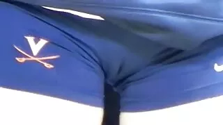 საუკეთესო მეგობრები, ქალი ერთად ტყავის დივანი