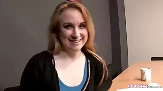 გოგონა მისცა, ფუჩური მწვრთნელი