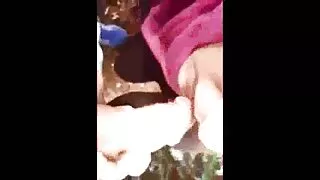 ბიჭი ვერ შეწყვიტოს fucks busty slut