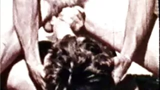 მას შემდეგ, რაც მსუბუქი ორალური დარგეს იაპონელი ქალი ყლე