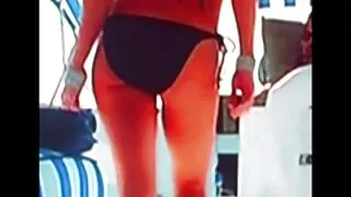 Busty Hairy babe masturbates და moans სიხარულით