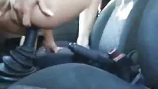 ახალგაზრდა მამაკაცი, მჭიდროდ girl