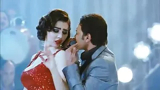 ადგილობრივი ბარი, სტუმარი fucked by a busty slut