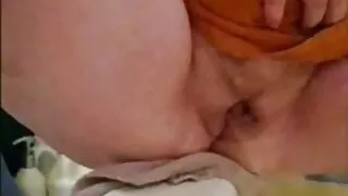 Se რჩეულებში დამოკიდებულ სიხარულით squirted, თმები