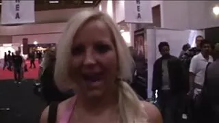 ქერა სათვალე fucked passionately pussy და ტრაკი