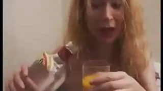 Cyclist sucks მელოტი ბიჭი სკამზე