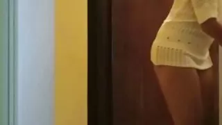 პირსინგიანი რუსი დიდი კალიბრის ყლე